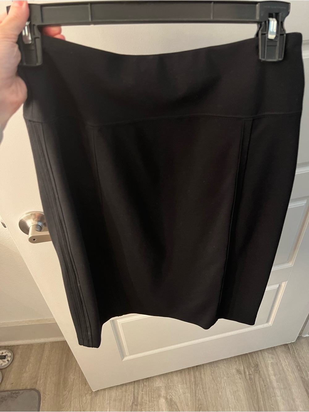 White House Black Market Black Pencil Skirt - Streamlined Office Style